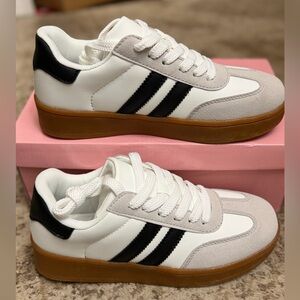 Women's White and Black Low-Top Sneakers with Gum Sole